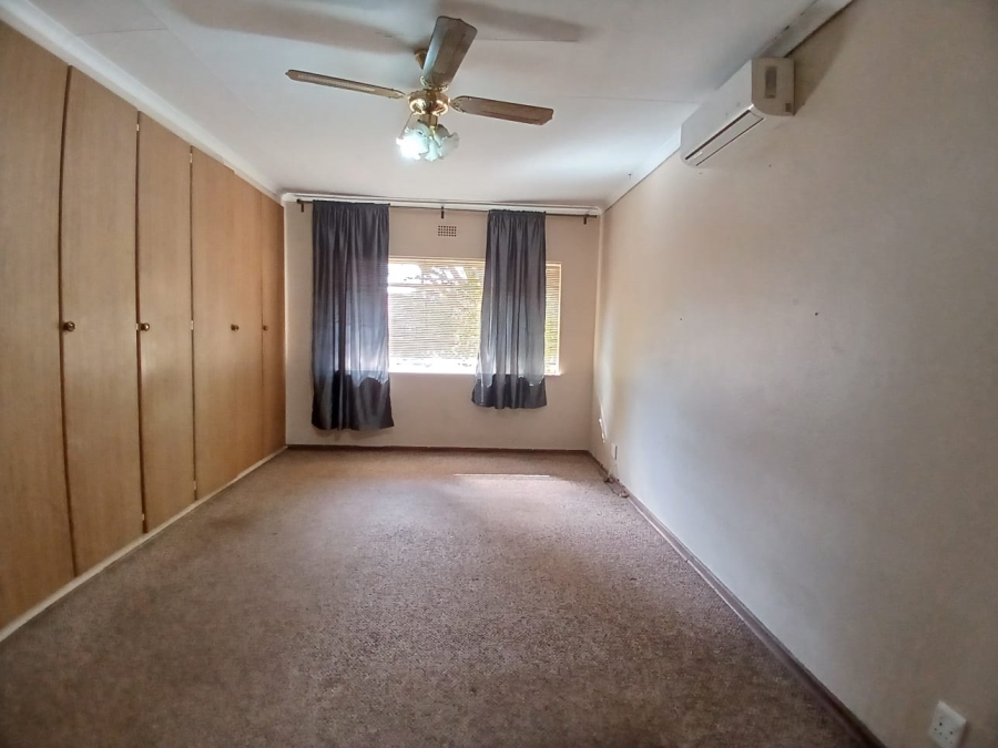 4 Bedroom Property for Sale in Vaalpark Free State